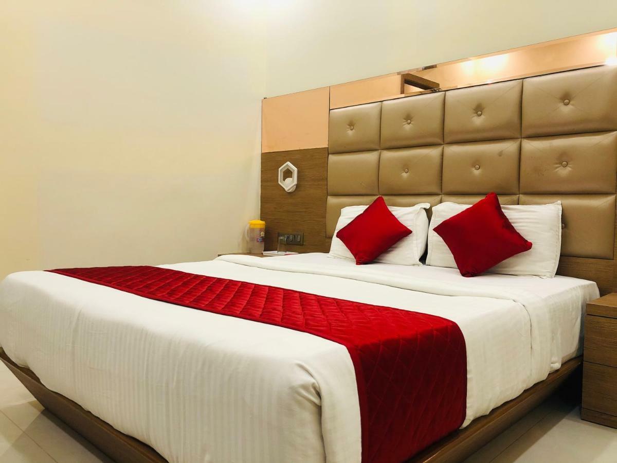 Hotel Guestinn Residency مومباي المظهر الخارجي الصورة